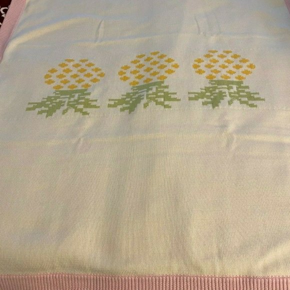 lL Borgo NWT Girls' Pineapple Embroidered Baby Blanket - Picture 1 of 4